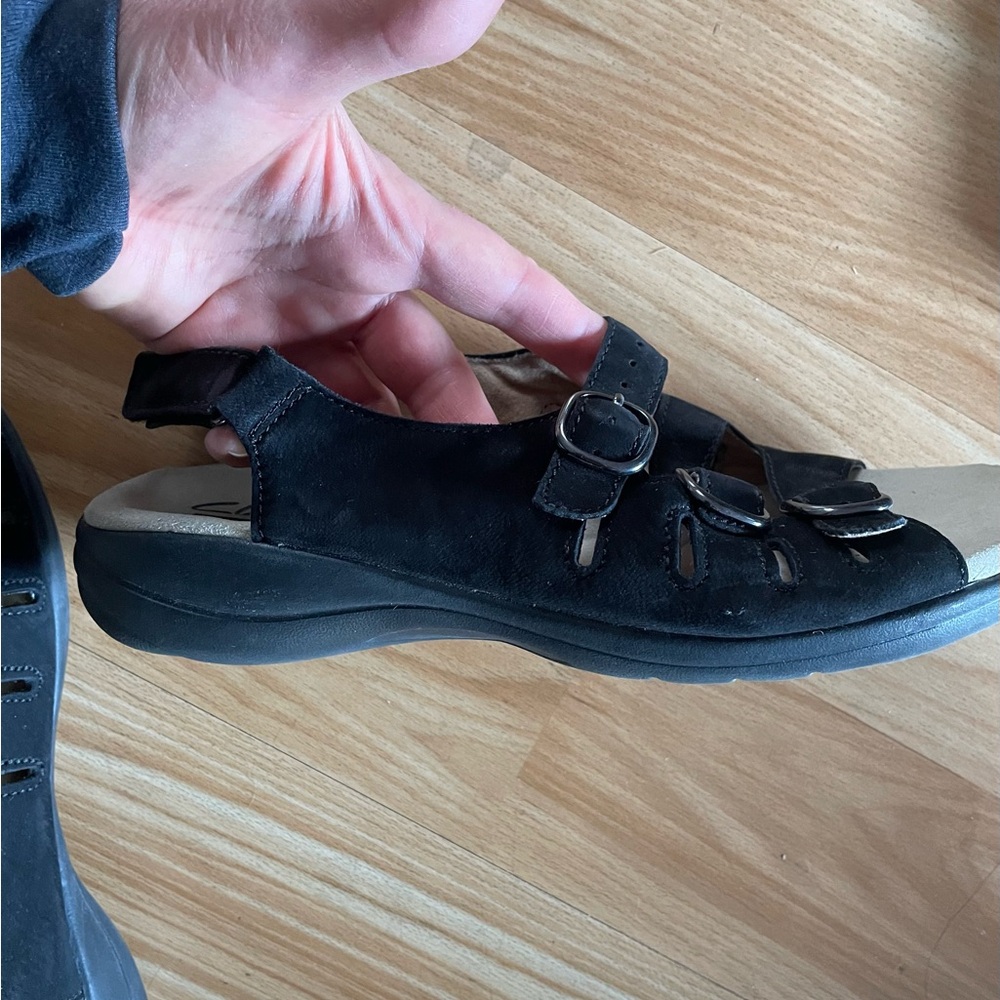Ladies Clarks Leather Sandals - Sz 8 - Picture 7 of 9